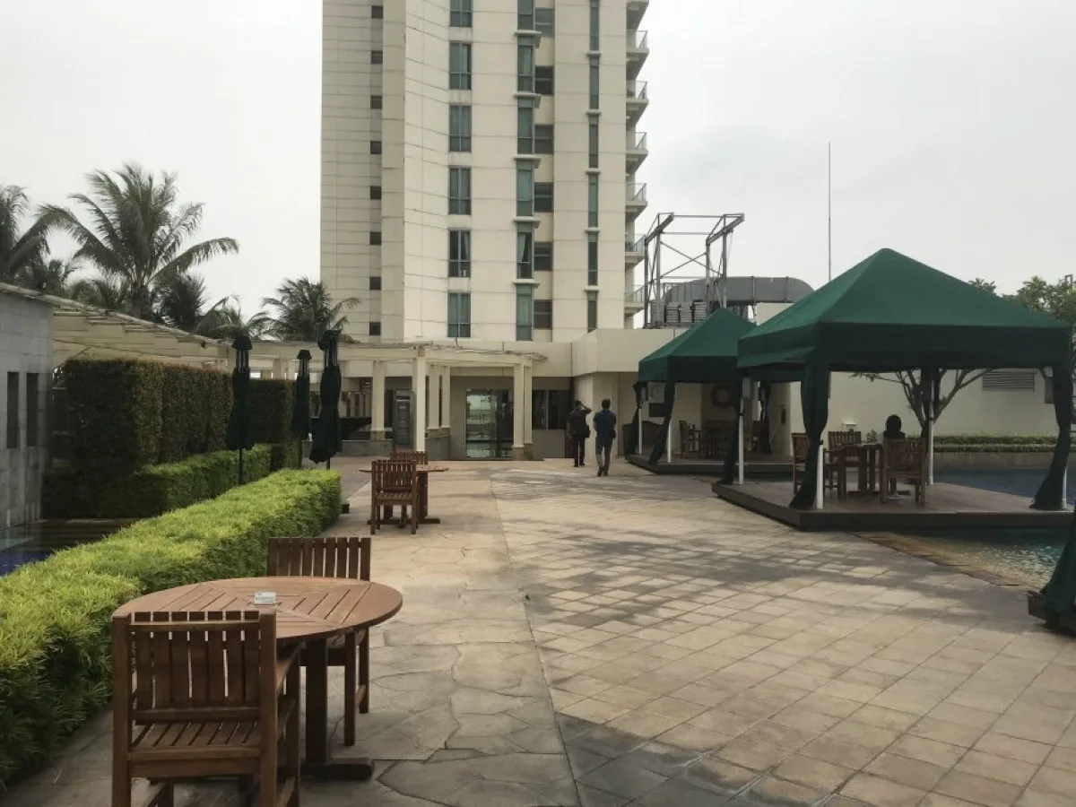 Plaza Senayan 2BR Tower A Lantai 8 - foto 3